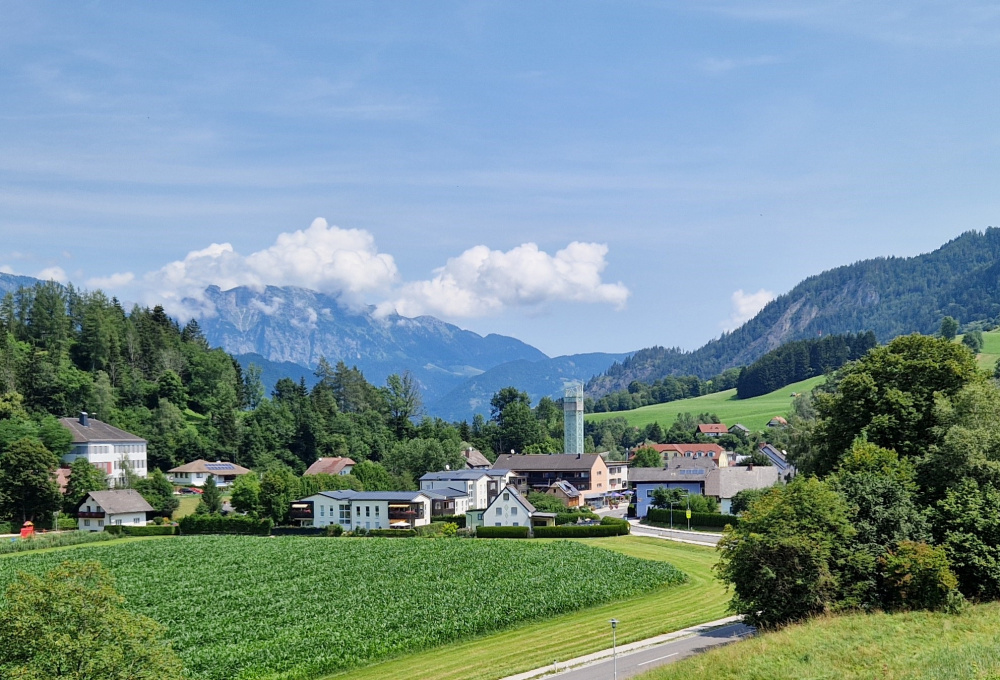 Wohnen am See in Aigen im Ennstal: Lage und Umgebung