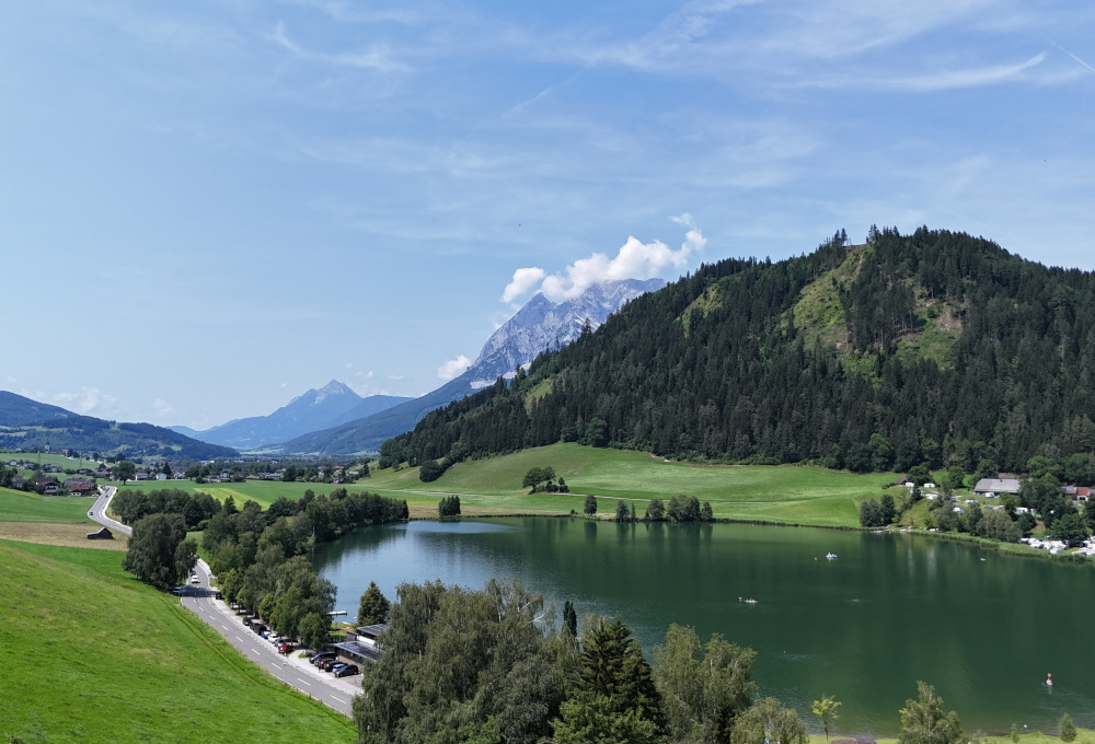 Wohnen am See in Aigen im Ennstal: Lage und Umgebung